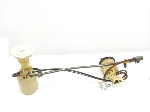 67661739 coppia galleggianti - coppia,