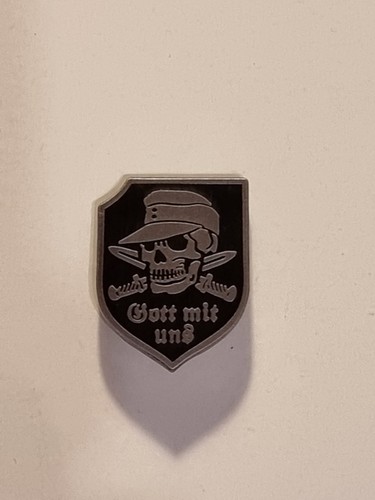 Skull crossed knives - gott, mit