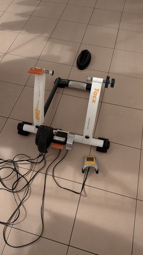 Rulli home trainer - tacx, flow