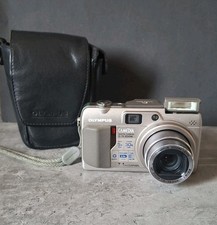 Olympus Camedia C-70 zoom