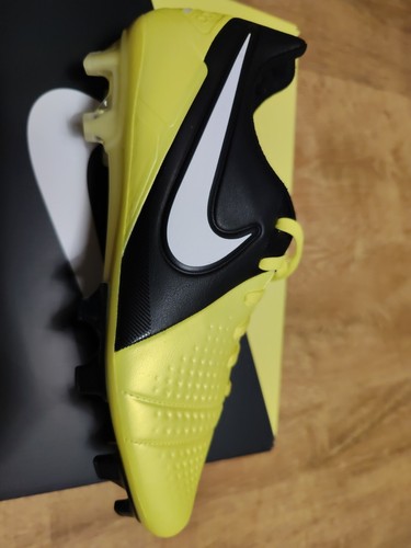 Nike ctr360 maestri iii - nike, se
