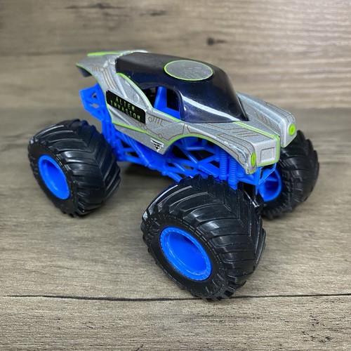 Monster jam alien invasion - monster,