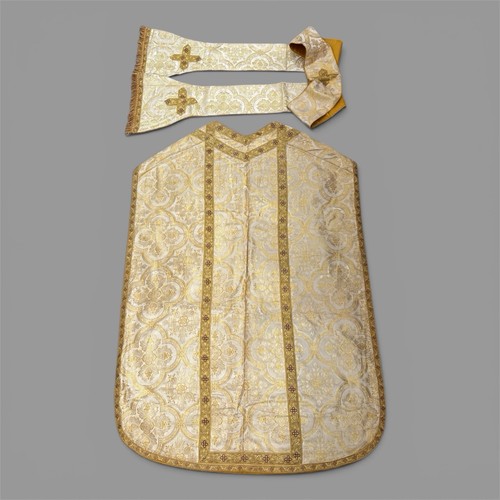 Pianeta tessuto broccato - pianeta, in