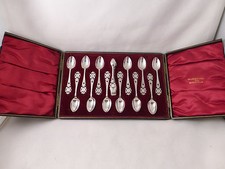 Set Demitasse inglese