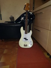 BASSO VINTAGE REISURED CON CUSTODIA CON AMPLIFICATORE MARSHAL BASS STATE B65