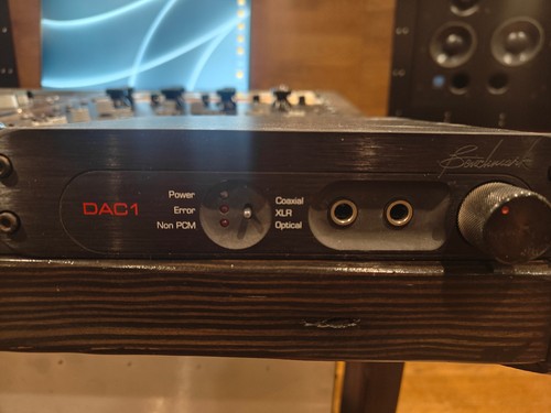 Benchmark dac convertitore - dac-1,