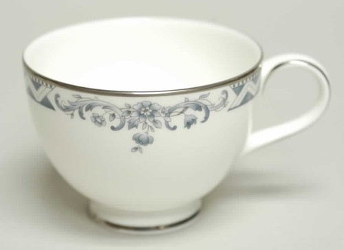 Royal doulton josephine tazza - royal,