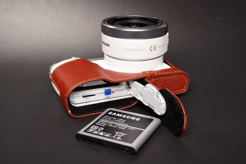 Custodia mezza fotocamera - , vera