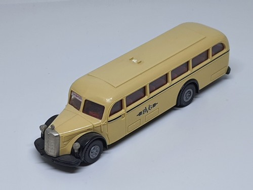 Mercedes benz bus 5000 di - 0,