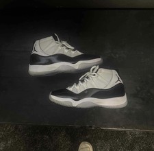 Air Jordan Retro 11 concord