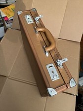 LAGERFELD LTD.  Vintage