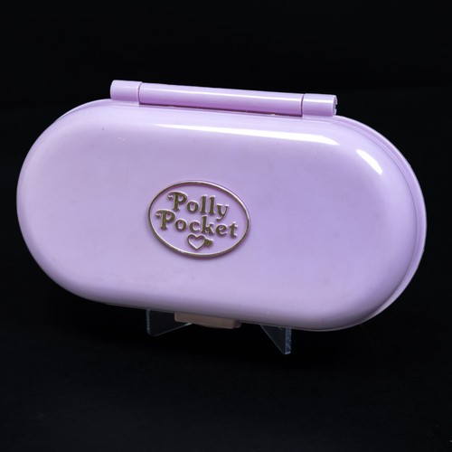 Polly pocket playset diorama - polly,