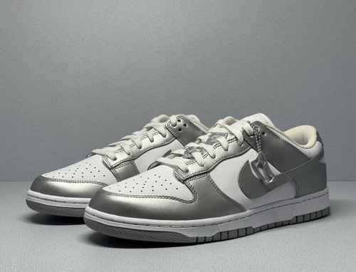 Nike dunk low - nike, metallic