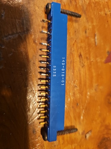 Connettore amphenol pin - 18,