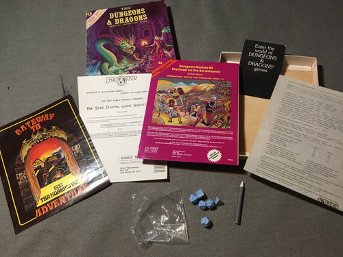 Dungeons dragons tsr set - &,