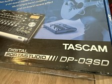 Tascam 8 tracce registratore