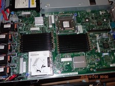 Scheda di sistema server IBM