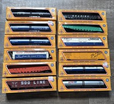 Lotto di 12 vagoni treno merci
