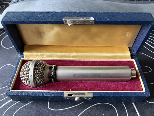 Akg d24 microfono cardioide - akg,