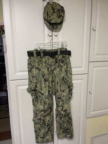 Military pants size large - military,