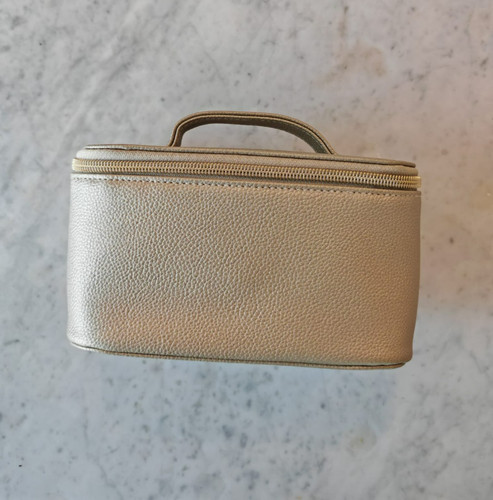 Emirates first class bvlgari - emirates,