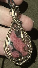 Rodonite ~ Ciondolo avvolto in