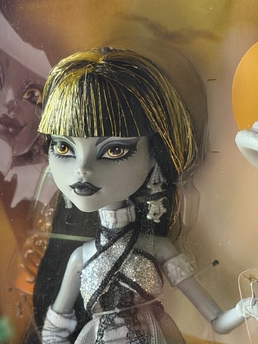 Bambola monster high reel - monster,