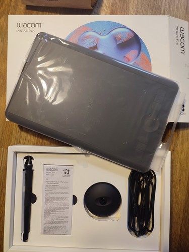 Wacom intuos pro - pro, tablet