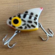 LAZY IKE - ESCA DEMON Shark