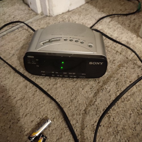 Sony dream machine radio - machine, fm/am