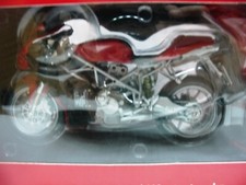 WOW ESTREMAMENTE RARO DUCATI 999 BIPOSTO 2004 ROSSO 1:12 MINICHAMPS-996R/998-WIT'S