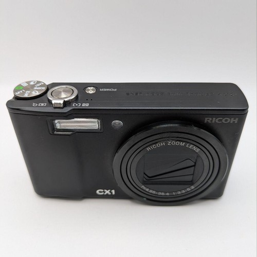 Fotocamera digitale compatta