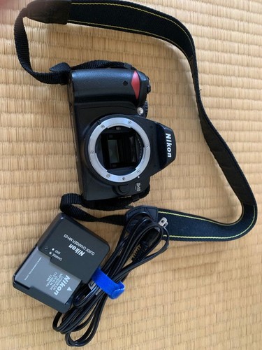Nikon d40 - nikon,