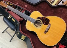 Chitarra acustica Martin 2012