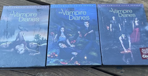 Vampire diaries series - vampire,