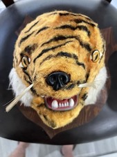 Testa di tigre imbottita montata dettagliata unica