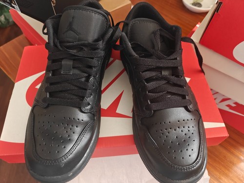 Nike air jordan low triple - 1,