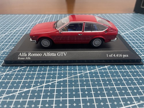 Minichamps alfa romeo - 1:43,