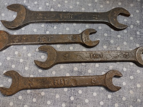 Vecchie chiavi officina fiat - ,