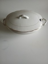 Zuppiera in porcellana  S.C. RICHARD Vintage 63-13 profili dorati.