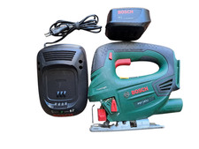 Seghetto Alternativo Bosch PST 18 LI + Batteria + caricabatterie
