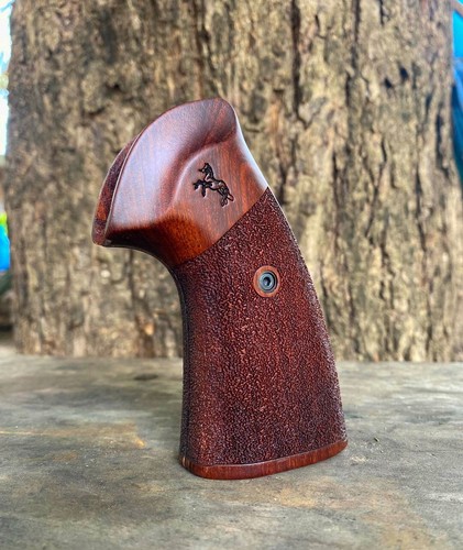 Impugnature legno rare - in,