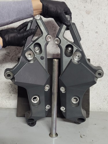 Piastre telaio supporto motore - piastre,