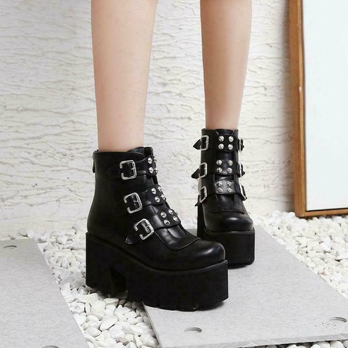 Stivaletti donna moda punk