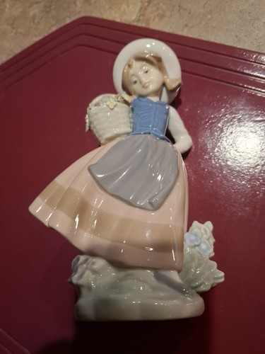 Lladro porcelain figurine - porcelain, #