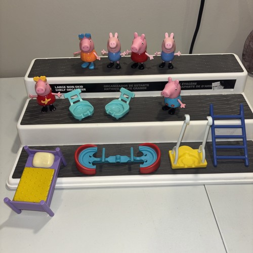 Peppa pig characters loose - pig,