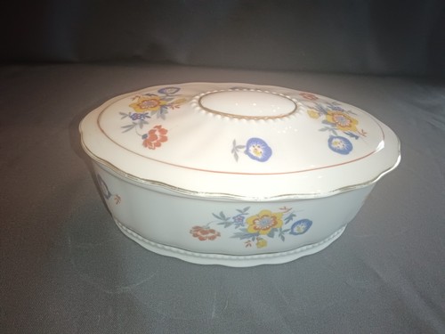 Scatola con coperchio art - con,