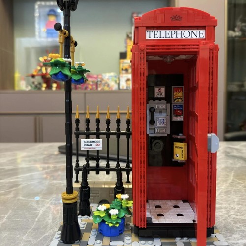 Red london telephone box - telephone,