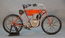 Modellino in latta motore bici