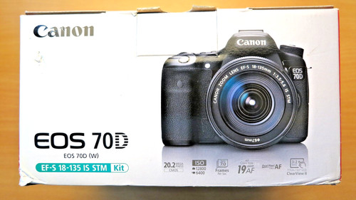 Nuova fotocamera reflex